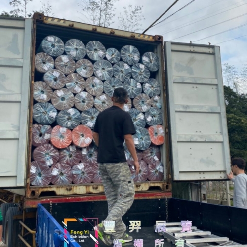 拆貨櫃
