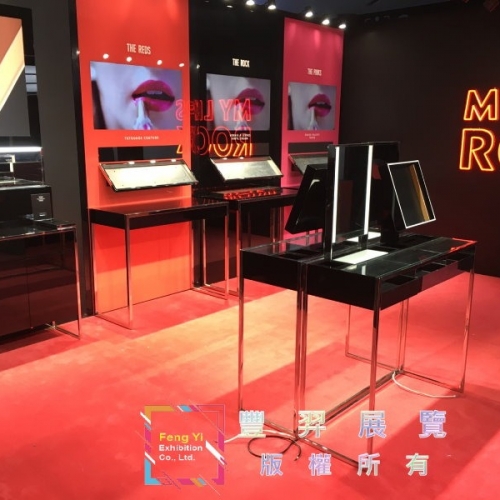 新光三越A11館 1樓-橘紅長毛訂製地毯