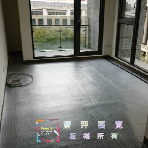 忠孝東路五段LV精品-布拉琪長毛地毯及淺灰色不織布滿鋪