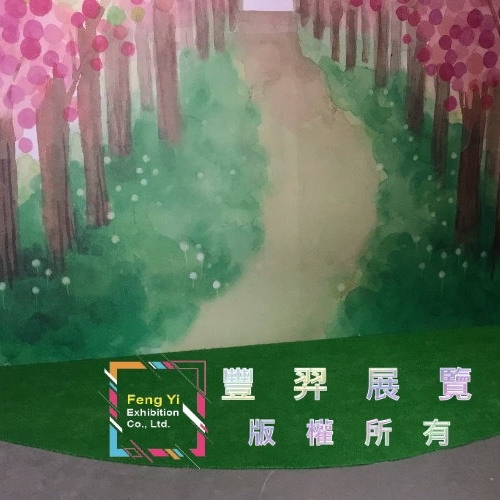 松菸4號倉小熊特展-人造草造型