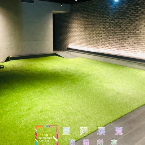 台北市光復南路102號店面仿真草完工照欣賞