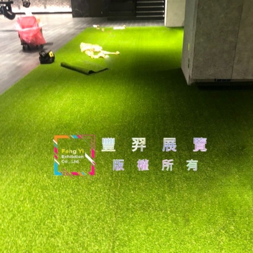 台北市光復南路102號店面仿真草完工照欣賞