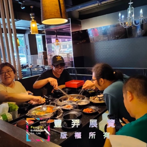 忙錄的工作中,再忙,遇到中秋節也要擠出一點點時間,來一場說吃就...