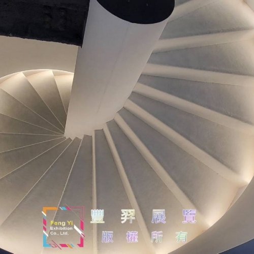 2025年師大美術館超美螺旋梯造型地毯完工