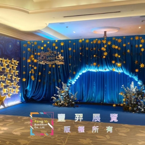 東方文華B2大宴會廳仿真草造型