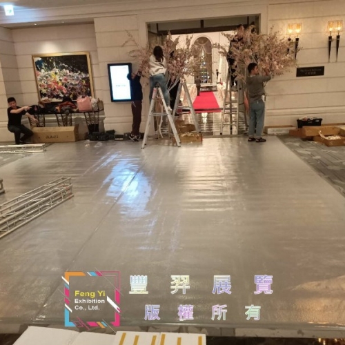 2019.12.28東方文華B2-白色舞台及地面
